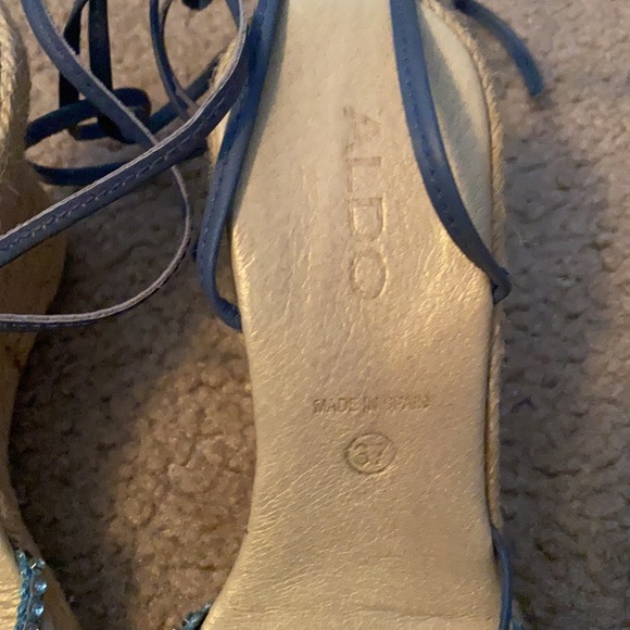 ALDO Wedges - Picture 2 of 11